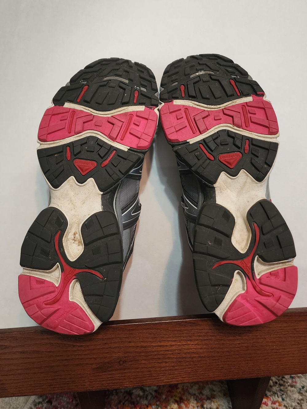 Salomon XT- Wings 2 Gray Trail Running Shoes with Pink Accents - Picture 3 of 4